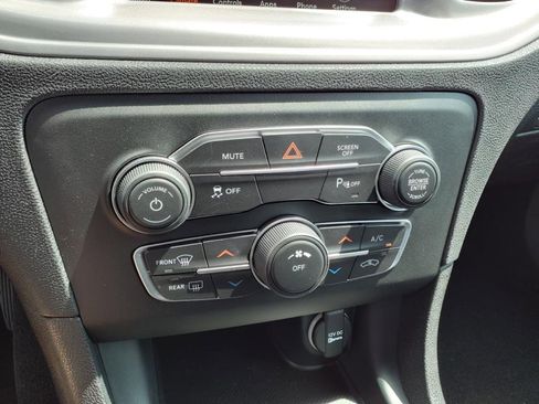 New 2023 Dodge Charger SXT w/ Blacktop Package image 17