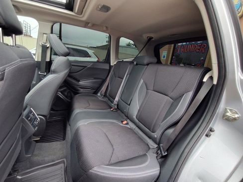 Used 2019 Subaru Forester Premium AWD/4WD image 33