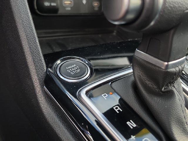 Certified 2025 Kia Sportage EX FWD image 30