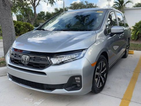 Used 2025 Honda Odyssey EX-L image 1