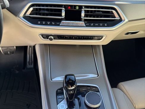 Used 2023 BMW X5 M50i image 25