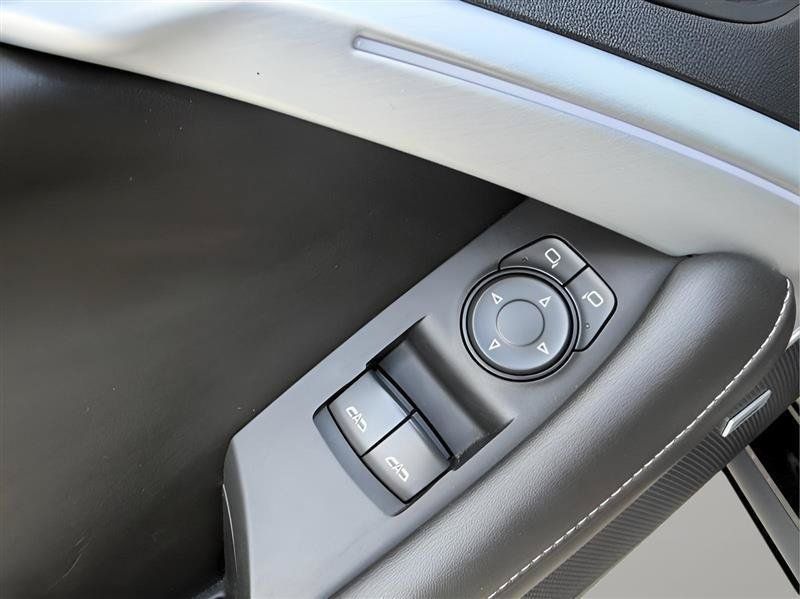 Used 2019 Chevrolet Camaro SS RWD image 24