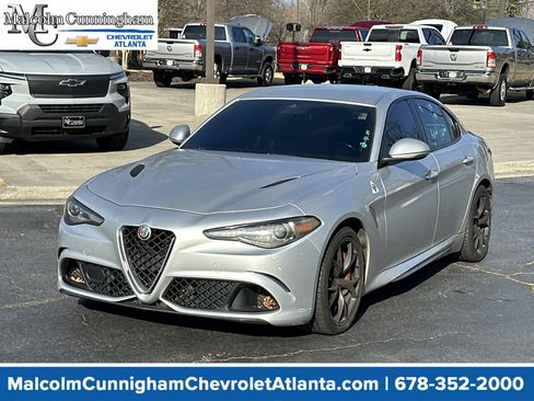Used 2018 Alfa Romeo Giulia Quadrifoglio w/ Driver Assist Dynamic Package image 1