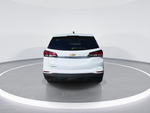 Used 2022 Chevrolet Equinox LS w/ LS Convenience Package image 10