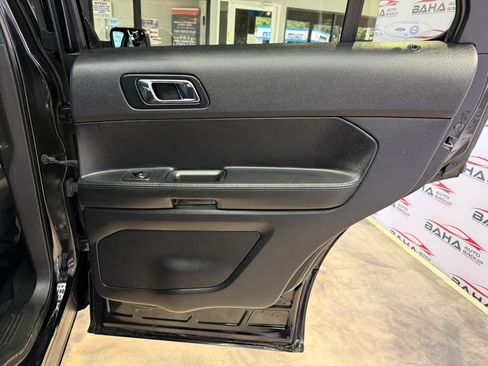 Used 2018 Ford Explorer 4WD Police Interceptor image 45