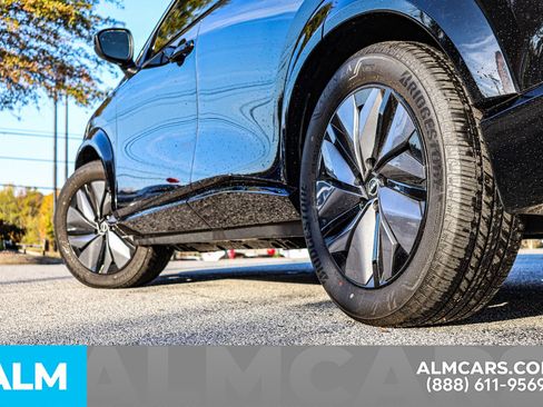 Used 2023 Nissan Ariya FWD image 16