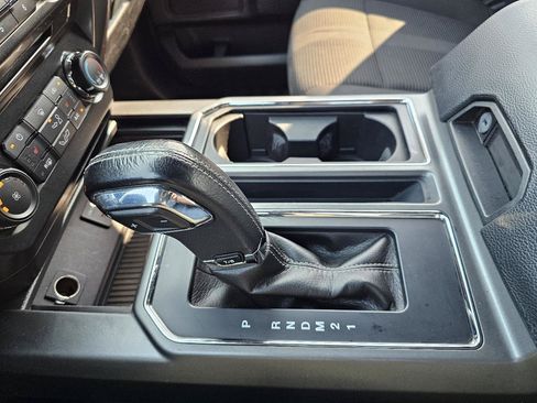 Used 2015 Ford F150 XLT w/ Equipment Group 302A Luxury AWD/4WD image 57
