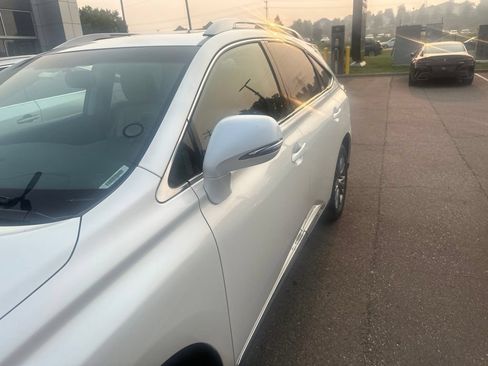 Used 2013 Lexus RX 450h AWD w/ Navigation Pkg image 4