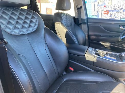 Used 2021 Hyundai Santa Fe SEL Premium w/ Cargo Package image 17