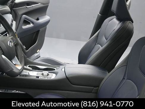 Certified 2026 INFINITI QX60 Sport w/ Dark Cargo Package AWD/4WD image 18