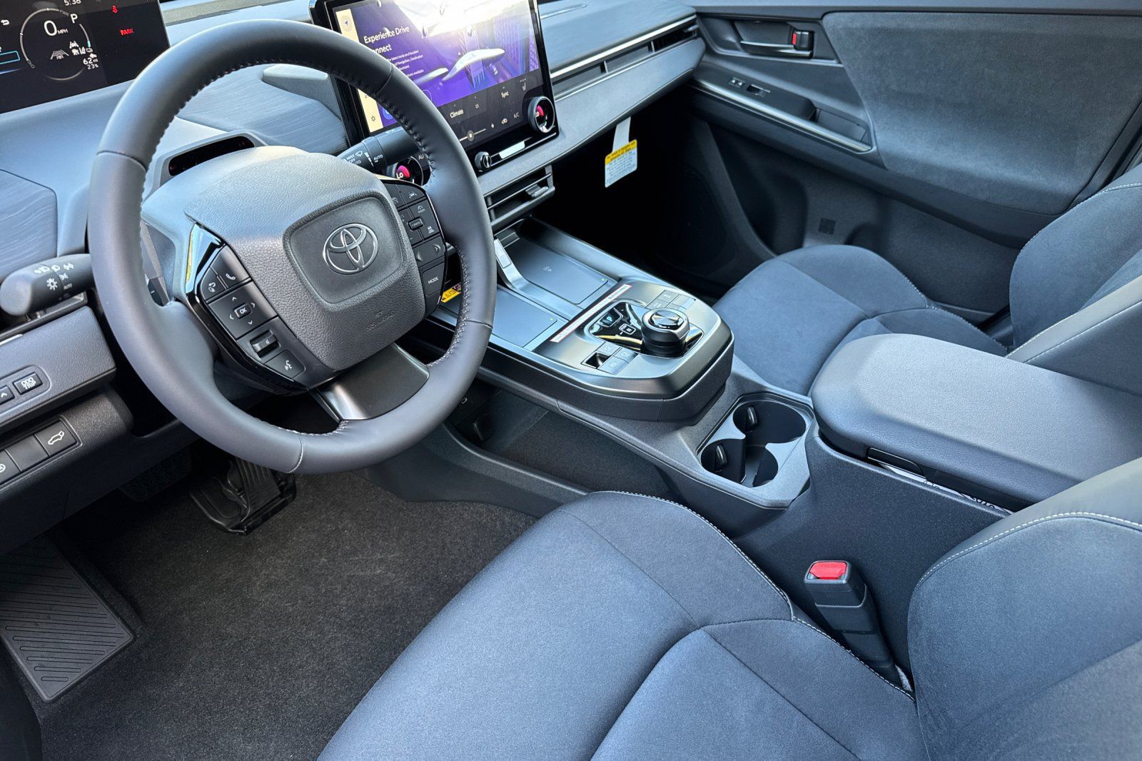 New 2026 Toyota C-HR AWD/4WD image 9
