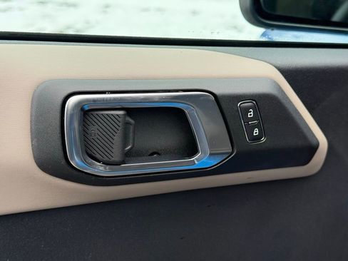 Used 2024 Ford Bronco Wildtrak image 21