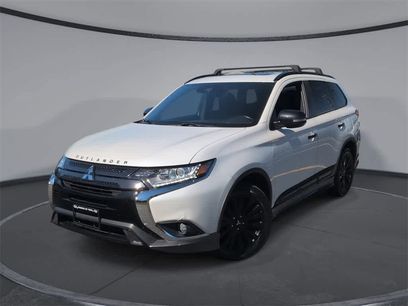 Used 2020 Mitsubishi Outlander SE