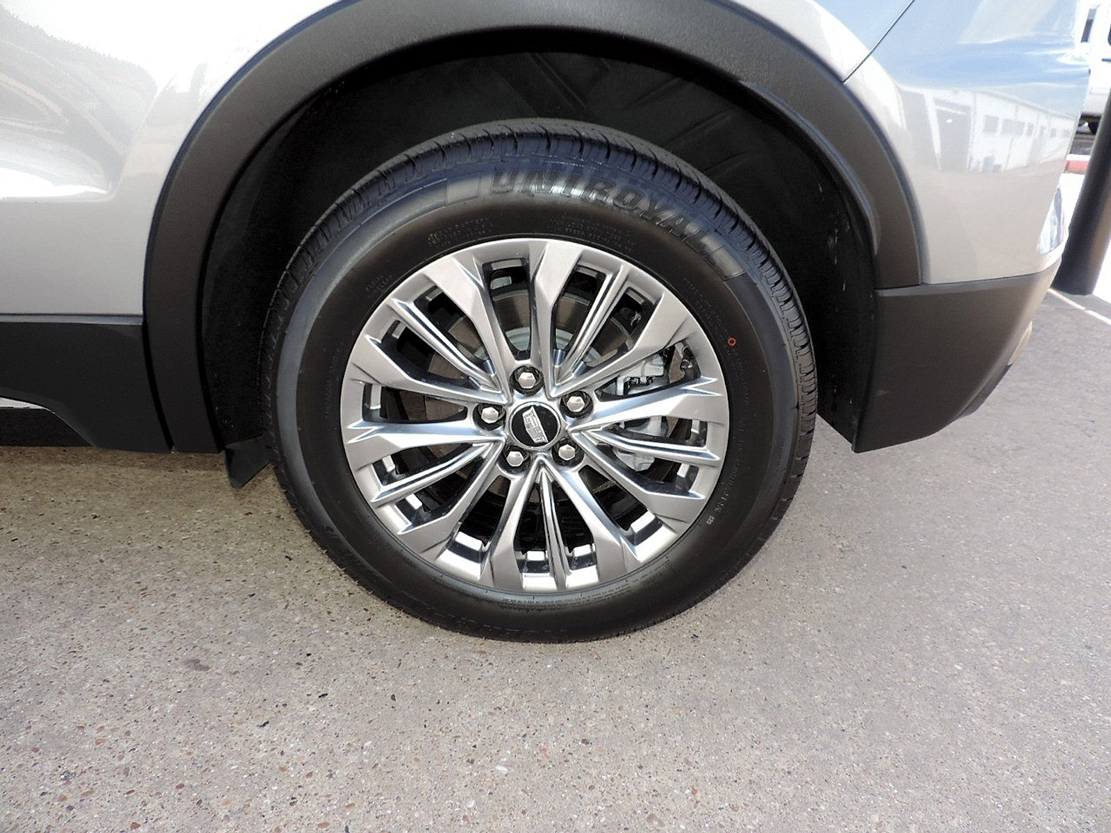 Certified 2025 Cadillac XT4 Premium Luxury FWD image 11
