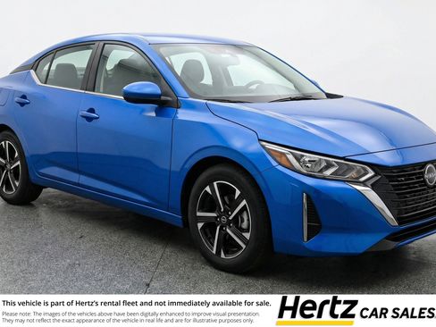 Used 2025 Nissan Sentra SV image 1