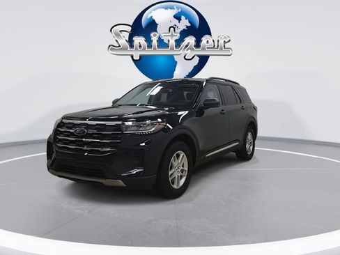 Used 2025 Ford Explorer Active image 6