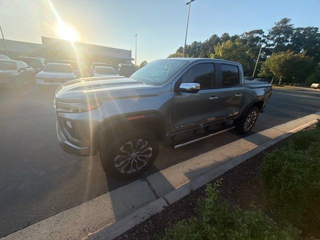 Used 2024 GMC Canyon Denali AWD/4WD image 4