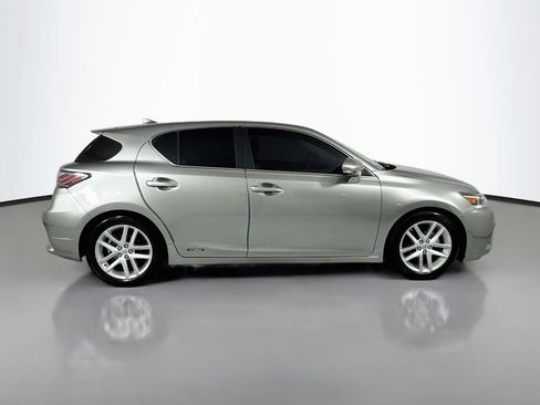 Used 2017 Lexus CT 200h FWD image 8