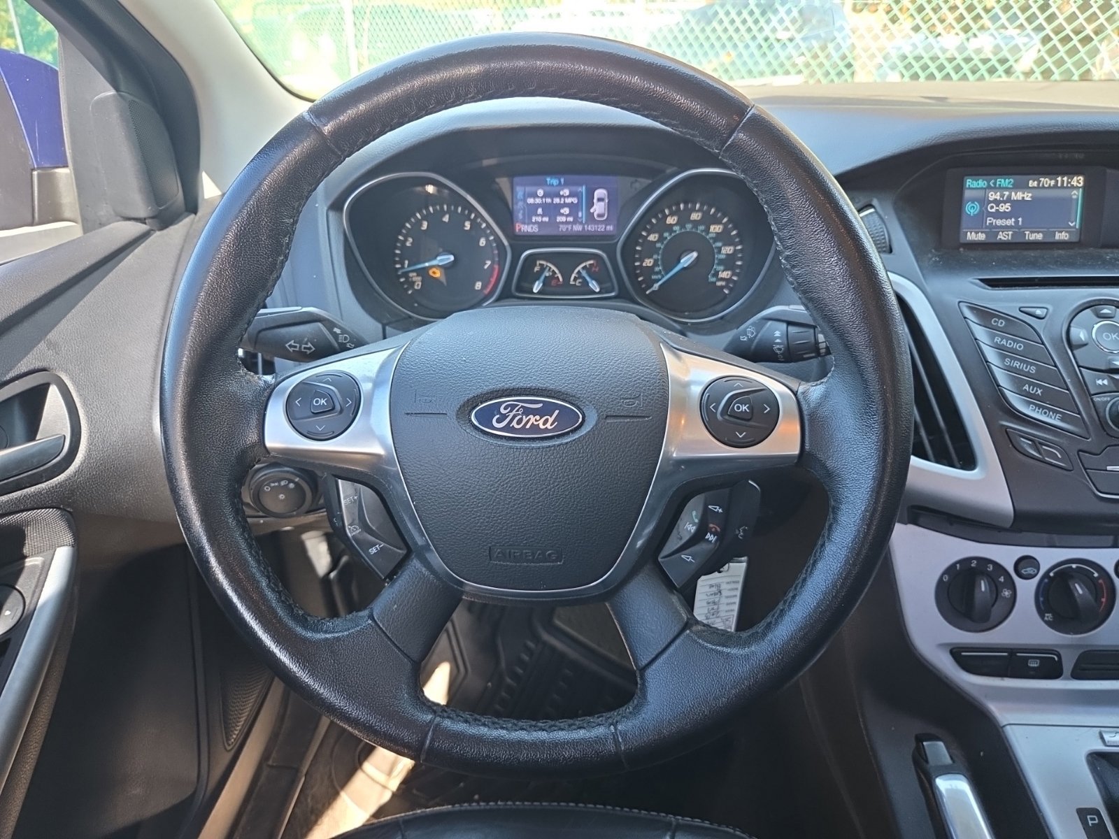 Used 2013 Ford Focus SE FWD image 17