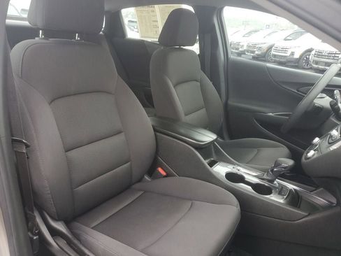 Used 2024 Chevrolet Malibu LT FWD image 42