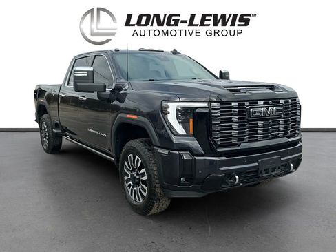 Used 2025 GMC Sierra 2500 Denali Ultimate image 10