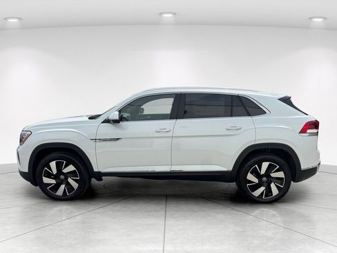 New 2026 Volkswagen Atlas Cross Sport SEL AWD/4WD image 4