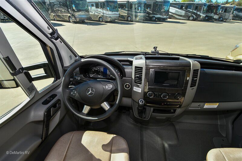 Used 2018 Mercedes-Benz Sprinter 3500 image 13