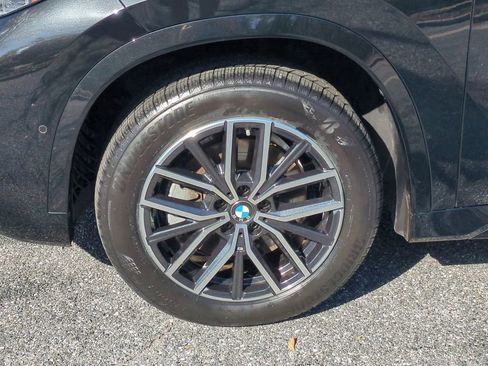 Used 2025 BMW X1 xDrive28i image 11