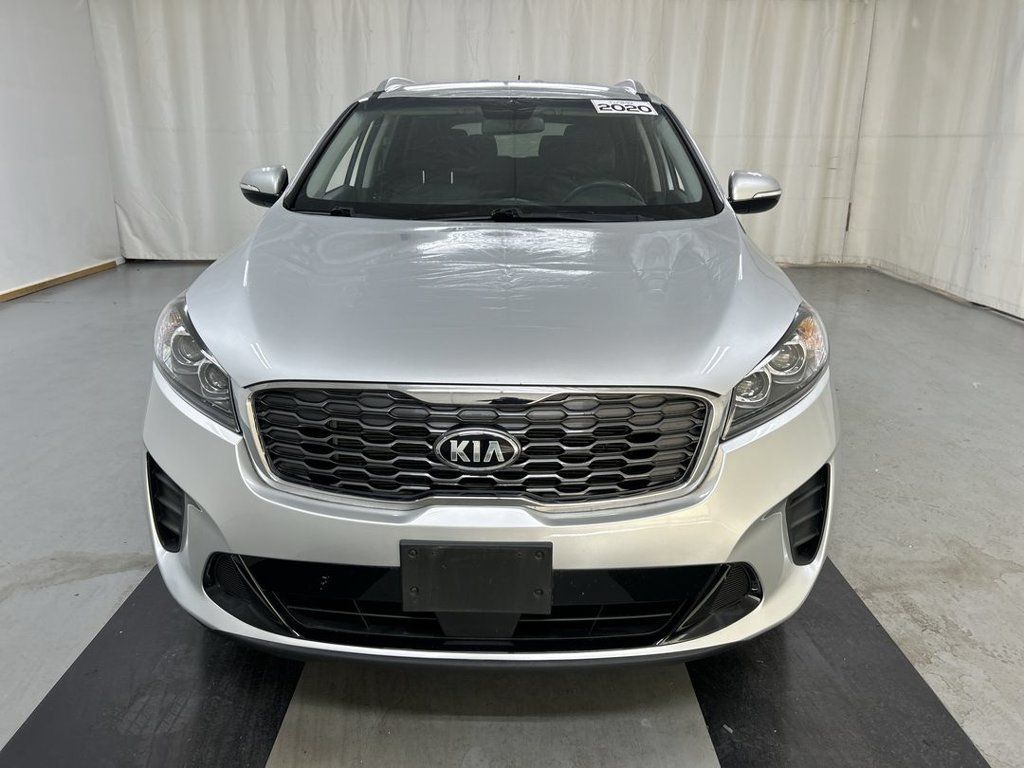 Used 2020 Kia Sorento LX w/ LX I4 Convenience Package AWD/4WD image 3