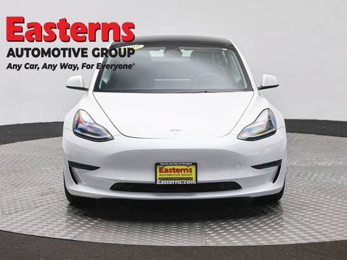 Used 2023 Tesla Model 3 Standard Range RWD image 2