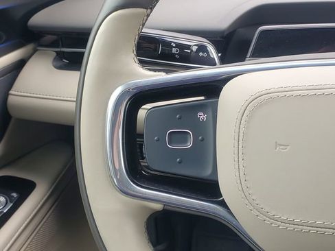 Certified 2024 Lincoln Nautilus Premier AWD/4WD image 17