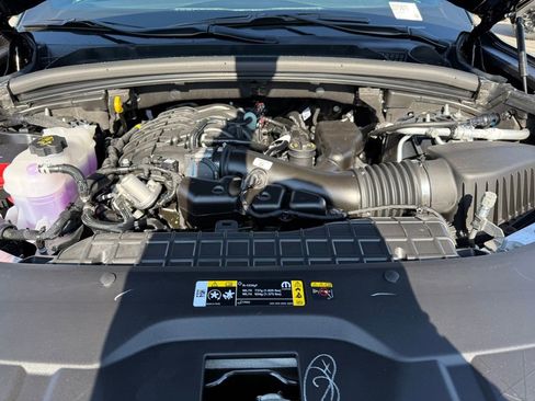 New 2025 Jeep Grand Cherokee Laredo image 22