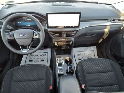 Used 2023 Ford Escape Active w/ Tech Pack #2 image 12