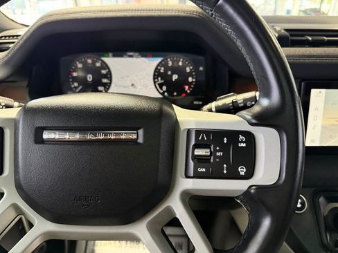 Used 2023 Land Rover Defender 110 S AWD/4WD image 23