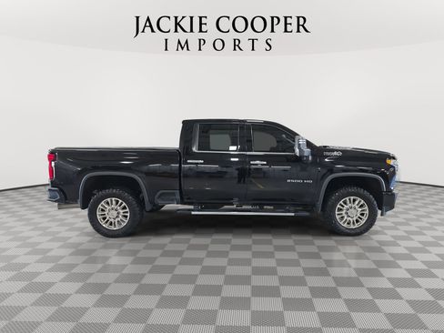 Used 2023 Chevrolet Silverado 2500 High Country image 4