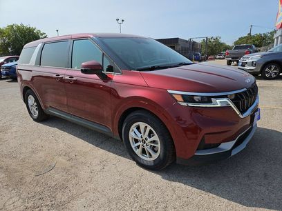 Used 2022 Kia Carnival LX