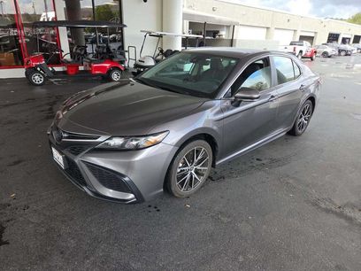 Used 2024 Toyota Camry SE w/ Blackout Package (TMS)