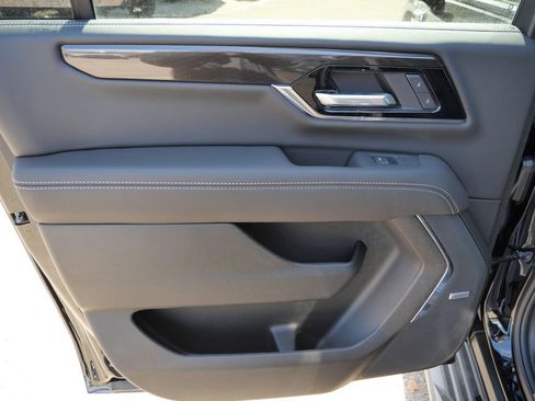 New 2026 GMC Yukon XL Elevation image 34