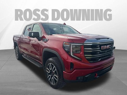 Used 2024 GMC Sierra 1500 AT4 w/ Technology Package AWD/4WD image 3