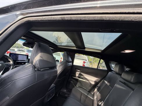 Used 2021 Toyota Venza Limited w/ Advanced Technology Package AWD/4WD image 34