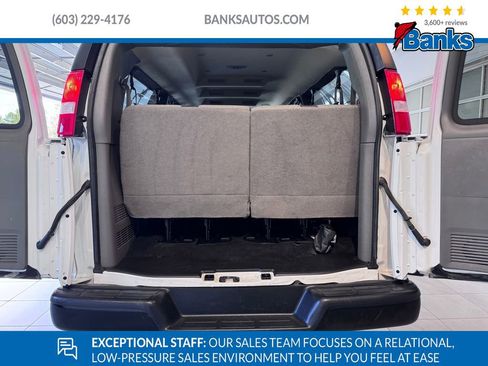 Used 2024 Chevrolet Express 3500 LS image 7