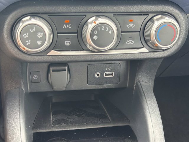 Used 2024 Nissan Versa SV FWD image 25