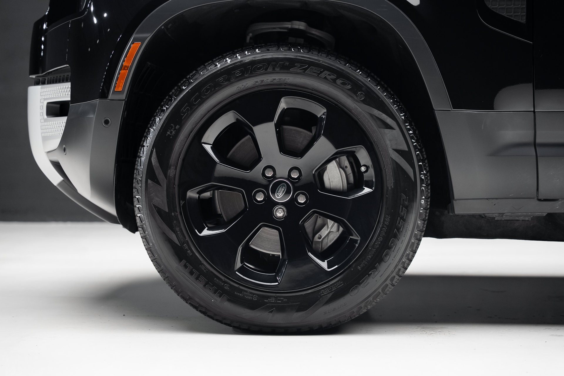 Used 2024 Land Rover Defender 110 S AWD/4WD image 19