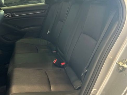 Used 2019 Honda Accord Sport image 18