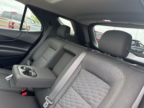 Certified 2019 Chevrolet Equinox LT w/ Sun & Navigation Package AWD/4WD image 35