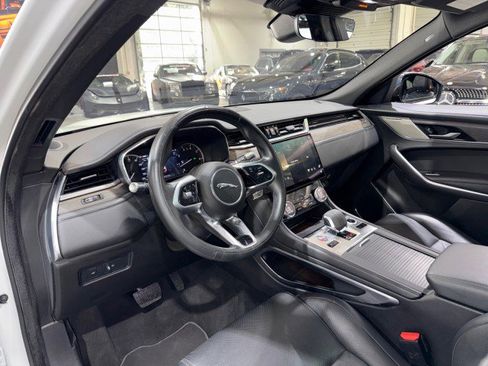 Used 2021 Jaguar F-PACE S image 7