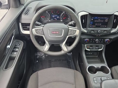 Used 2022 GMC Terrain SLE w/ Driver Convenience Package FWD image 15