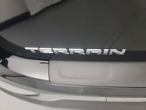 Used 2017 GMC Terrain SLE w/ Convenience Package image 9