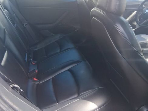 Used 2020 Tesla Model 3 Standard Range Plus RWD image 8