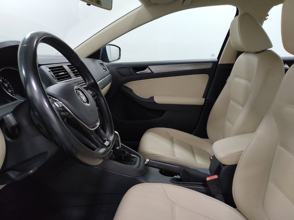 Used 2017 Volkswagen Jetta SE FWD image 17